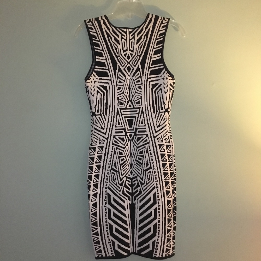 Printed Cocktail Dress - Picture 3 of 3